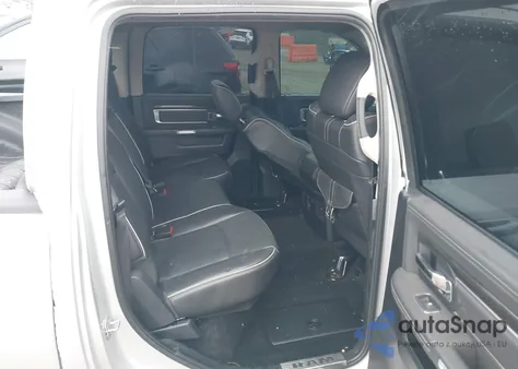 2015 Ram 1500 Laramie Limited из США, поврежденный, VIN 1C6RR7WM4FS500618